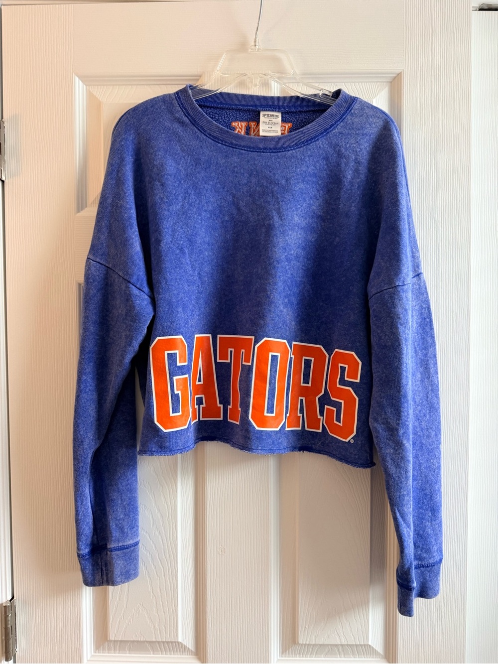 PINK Victoria's Secret Blue Cropped GATORS Crewneck Sweatshirt